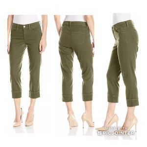NYDJ Dayla Wide Cuff Capri Pants